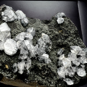 Julgoldite and Apophyllite