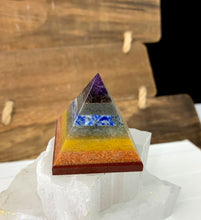 Load image into Gallery viewer, 7 Chakra Pyramid